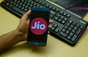 How do you get extra data in Jio for free?