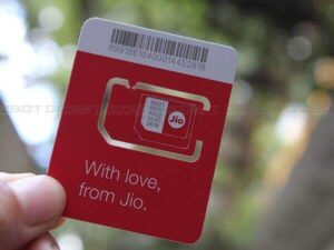 Jio-SIM-for-Smartwatches-&-IoT-Devices:-Everything-You-Need-to-Know